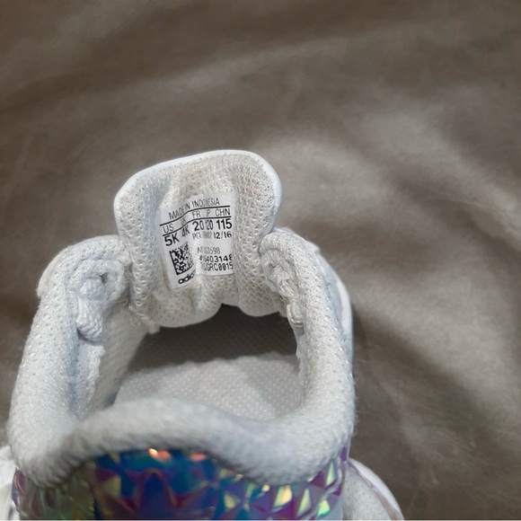 Toddler Adidas - Picture 9 of 12